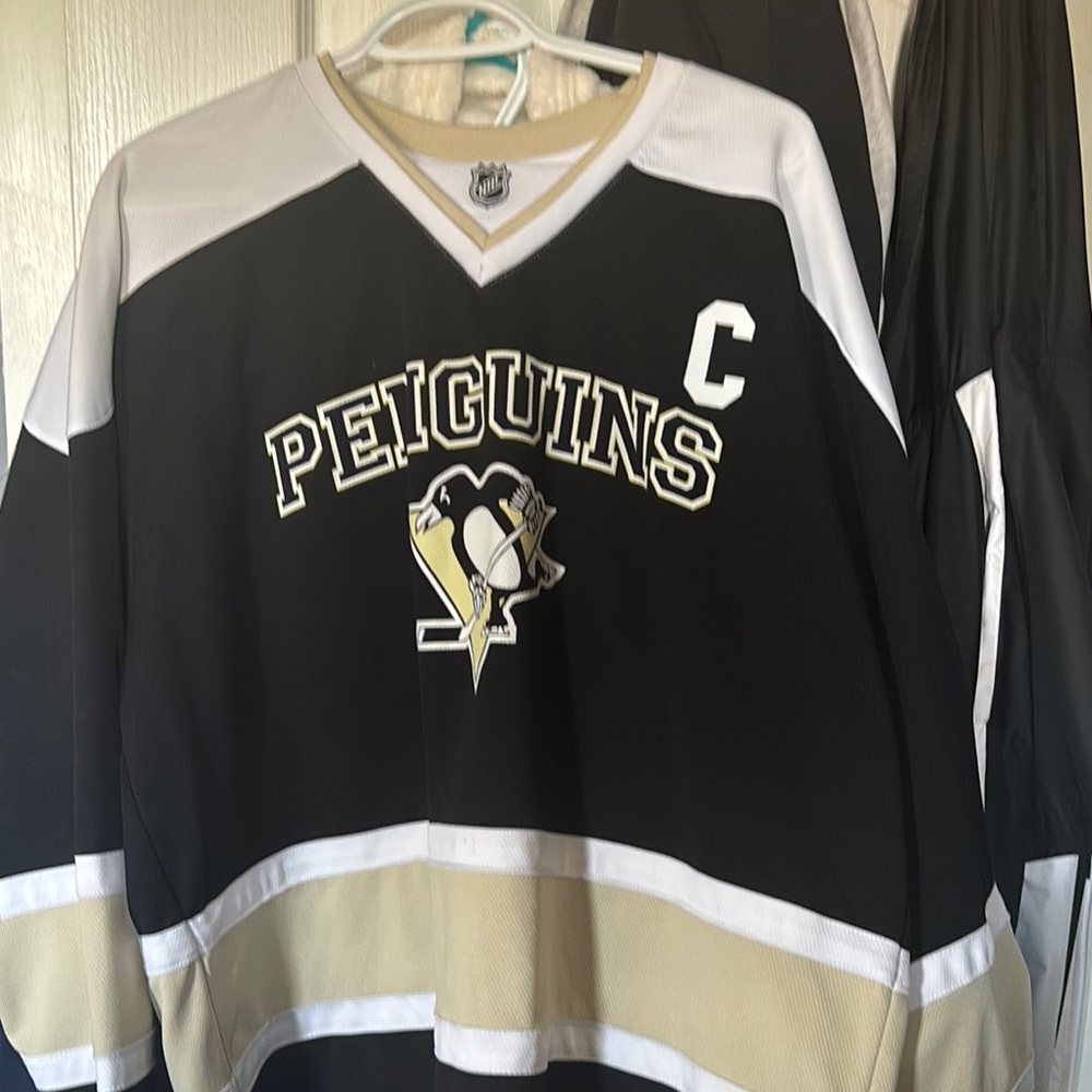 NHL Black and White V-Neck Sweater